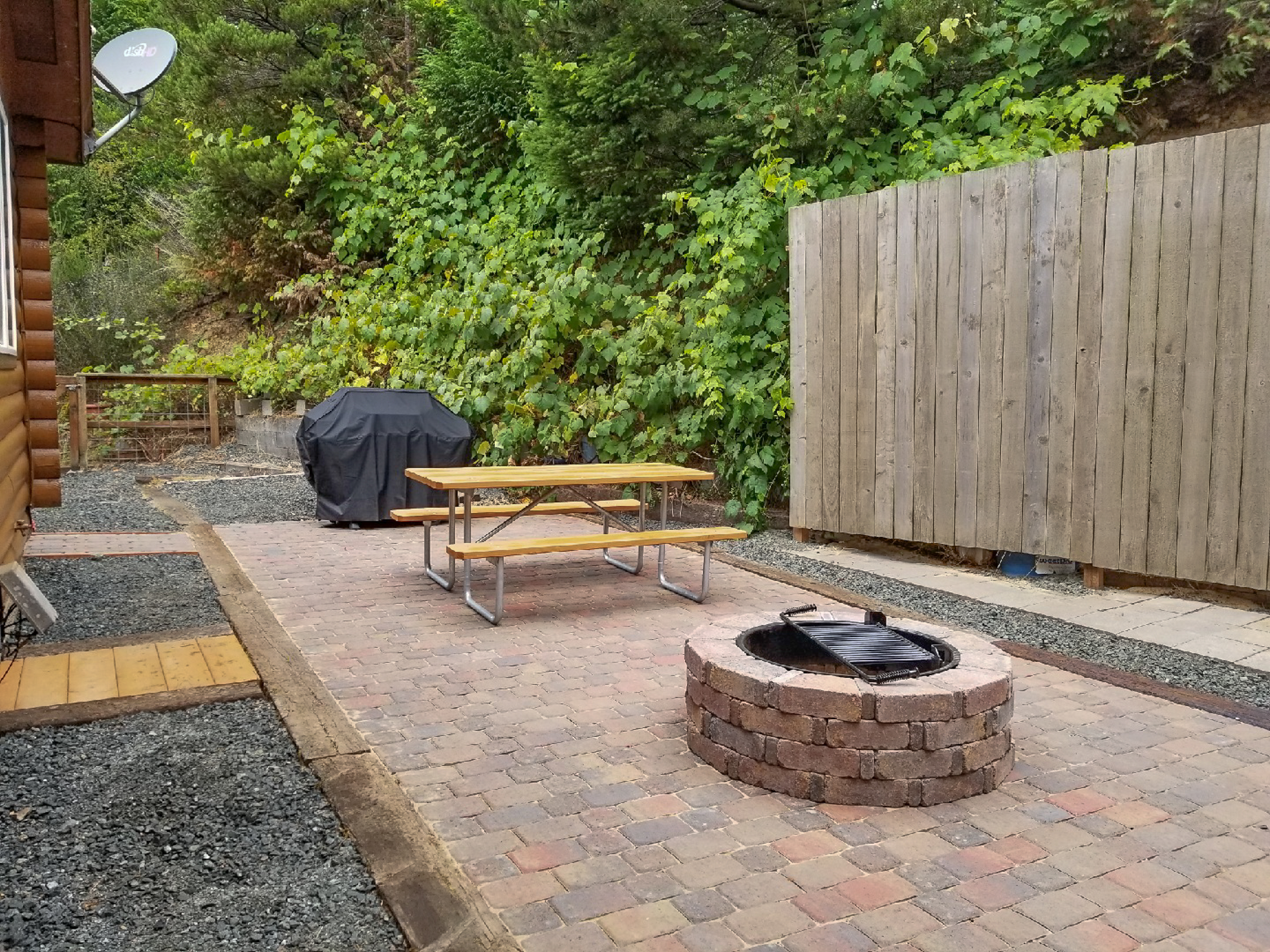 Grand House - Backyard