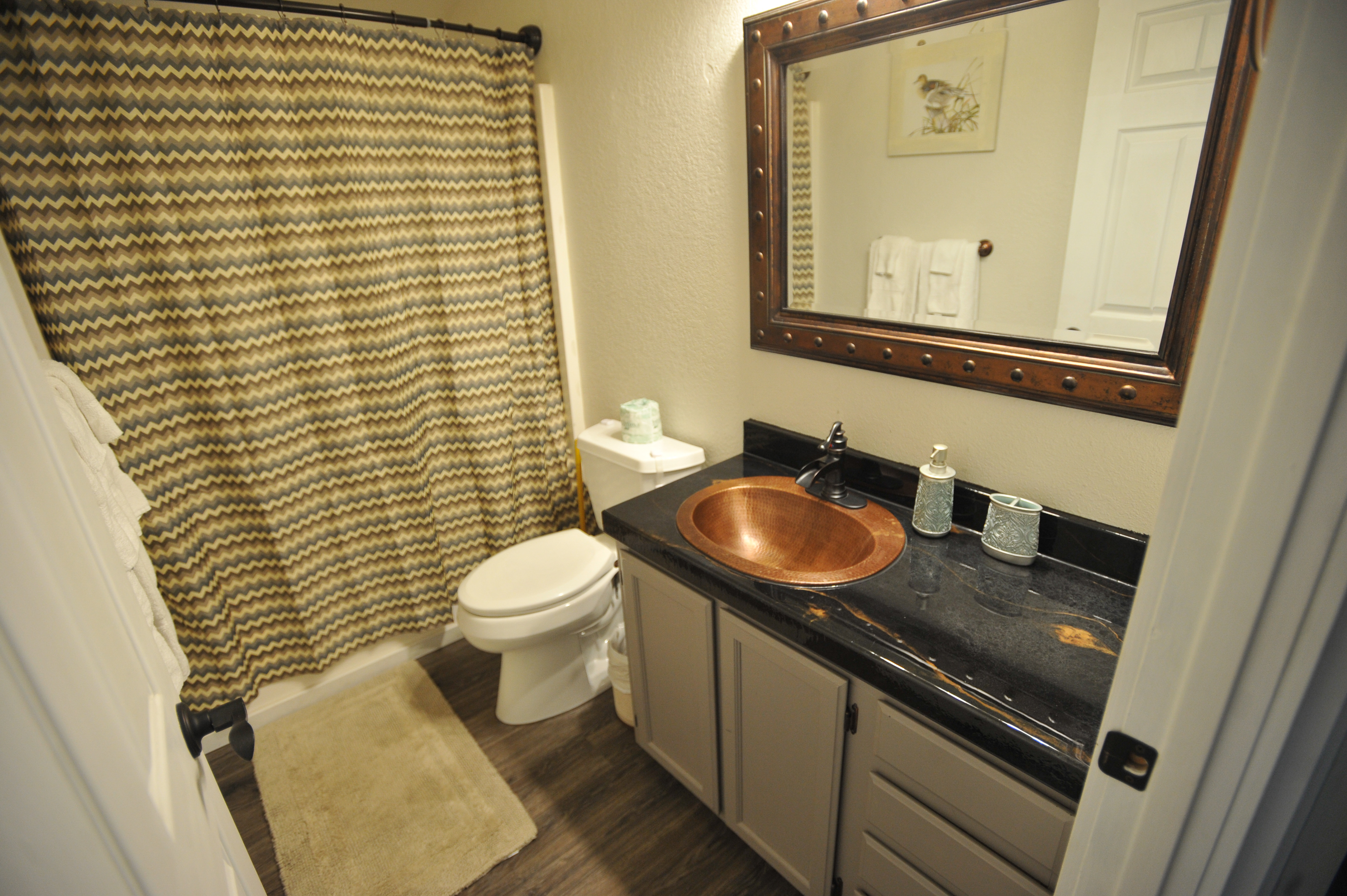 Grand House - Bathroom 1