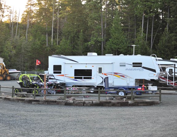 We have sites of all sizes to fit your needs. Call us and talk to us about the size of your equipment.