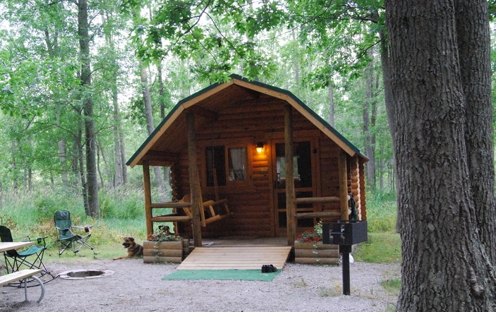 1 Room Rustic Cabin
