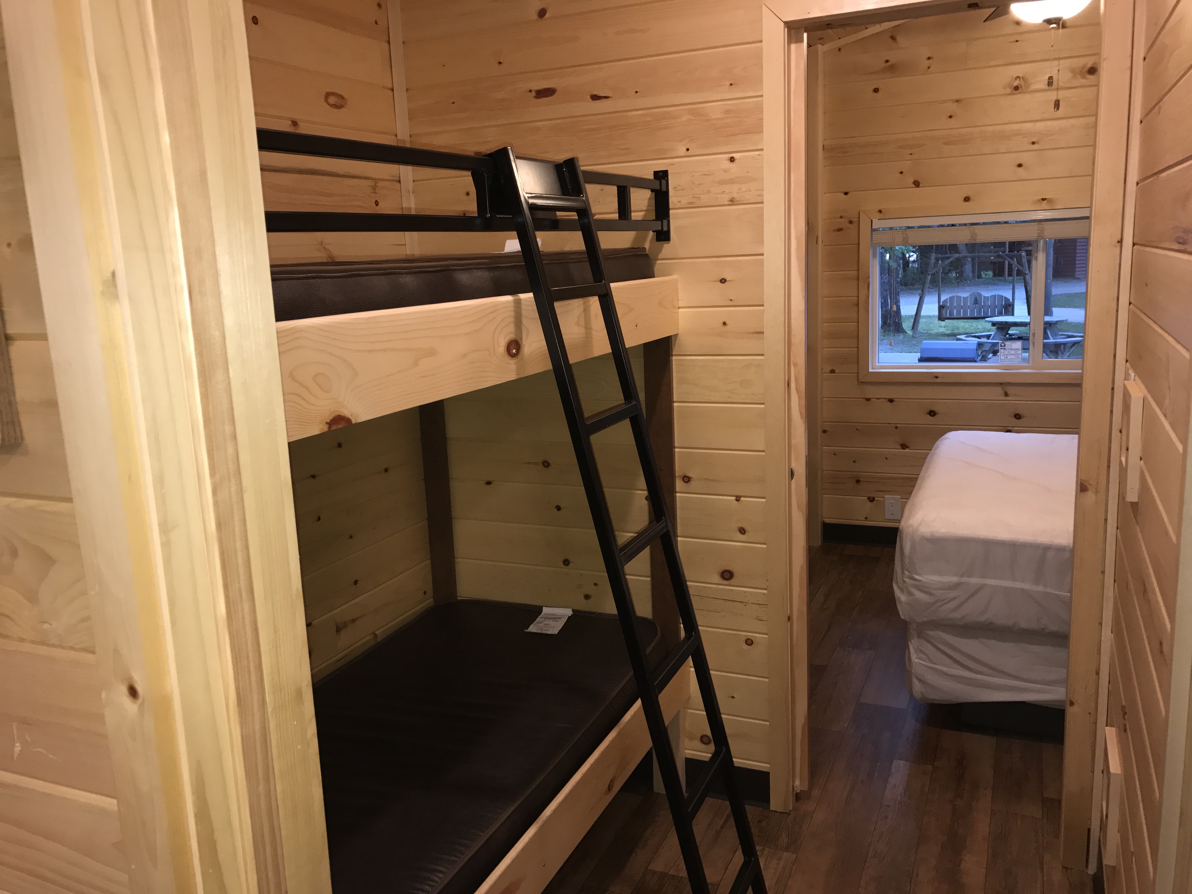 Cabin 118 Bunk
