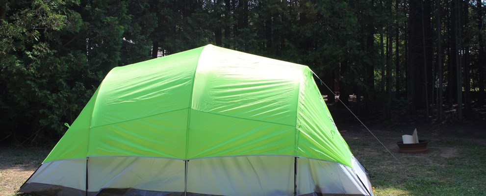Happy Kamping in Tent