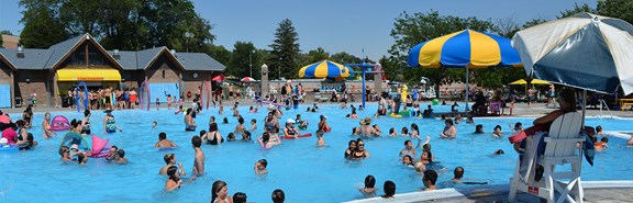 Family Aquatic Center (Pool)