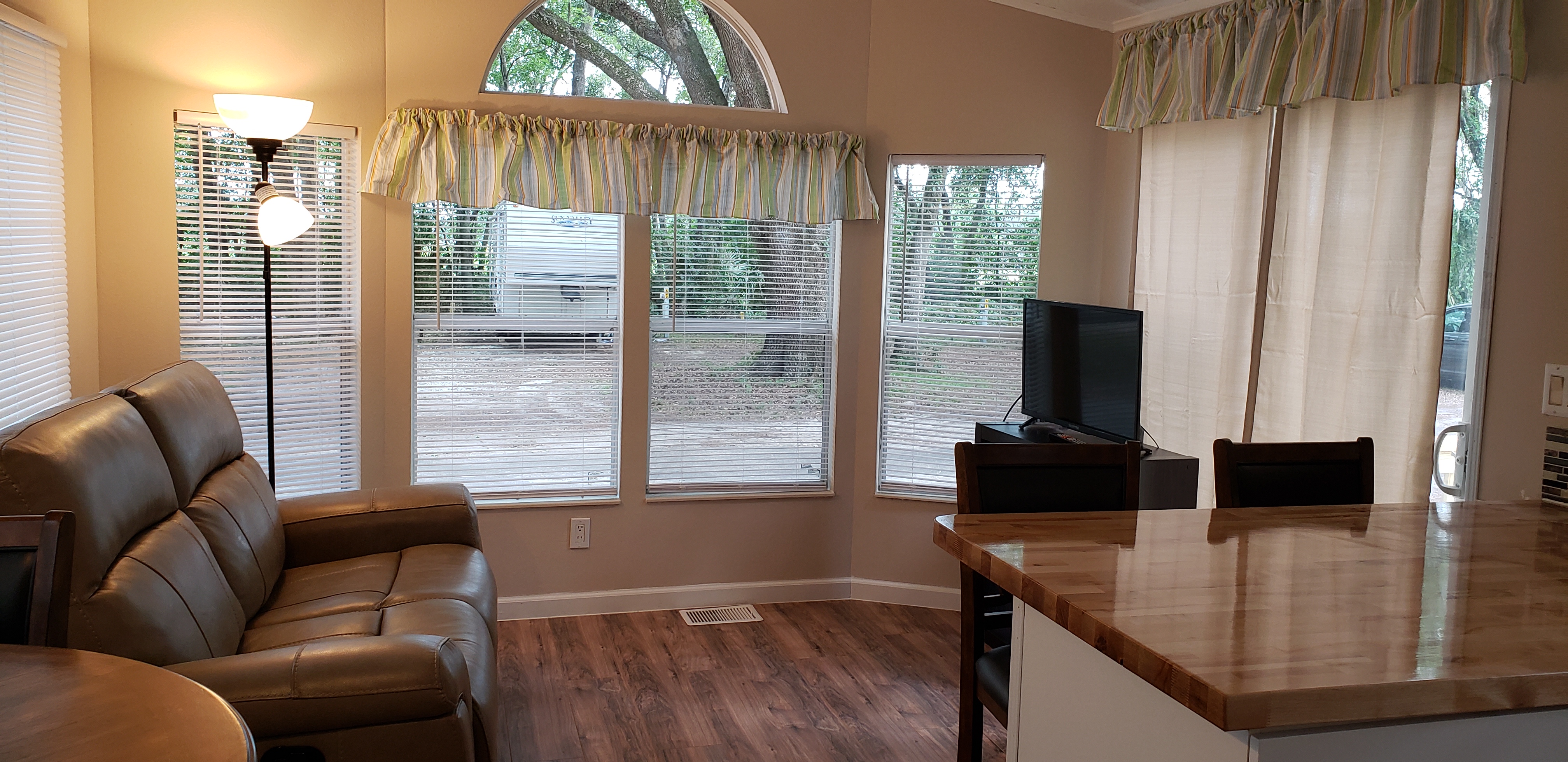 Park model livingroom