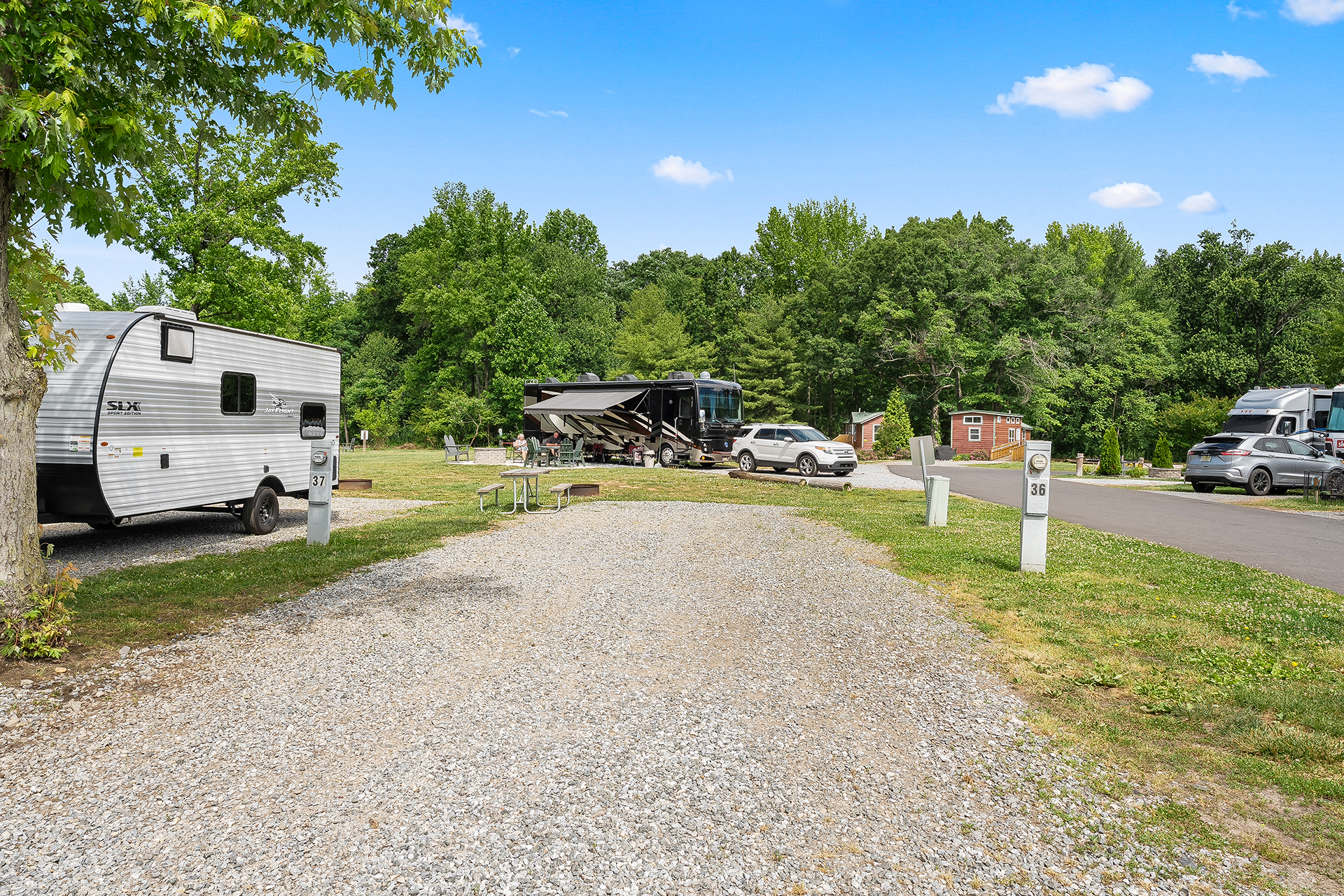 RV 36, Back-In 50/30 AMPS FHU, Close to Playground