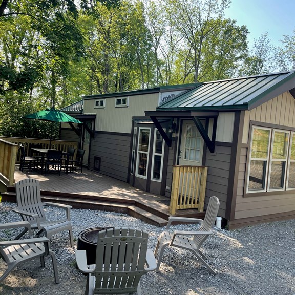 Deluxe Cabin 3