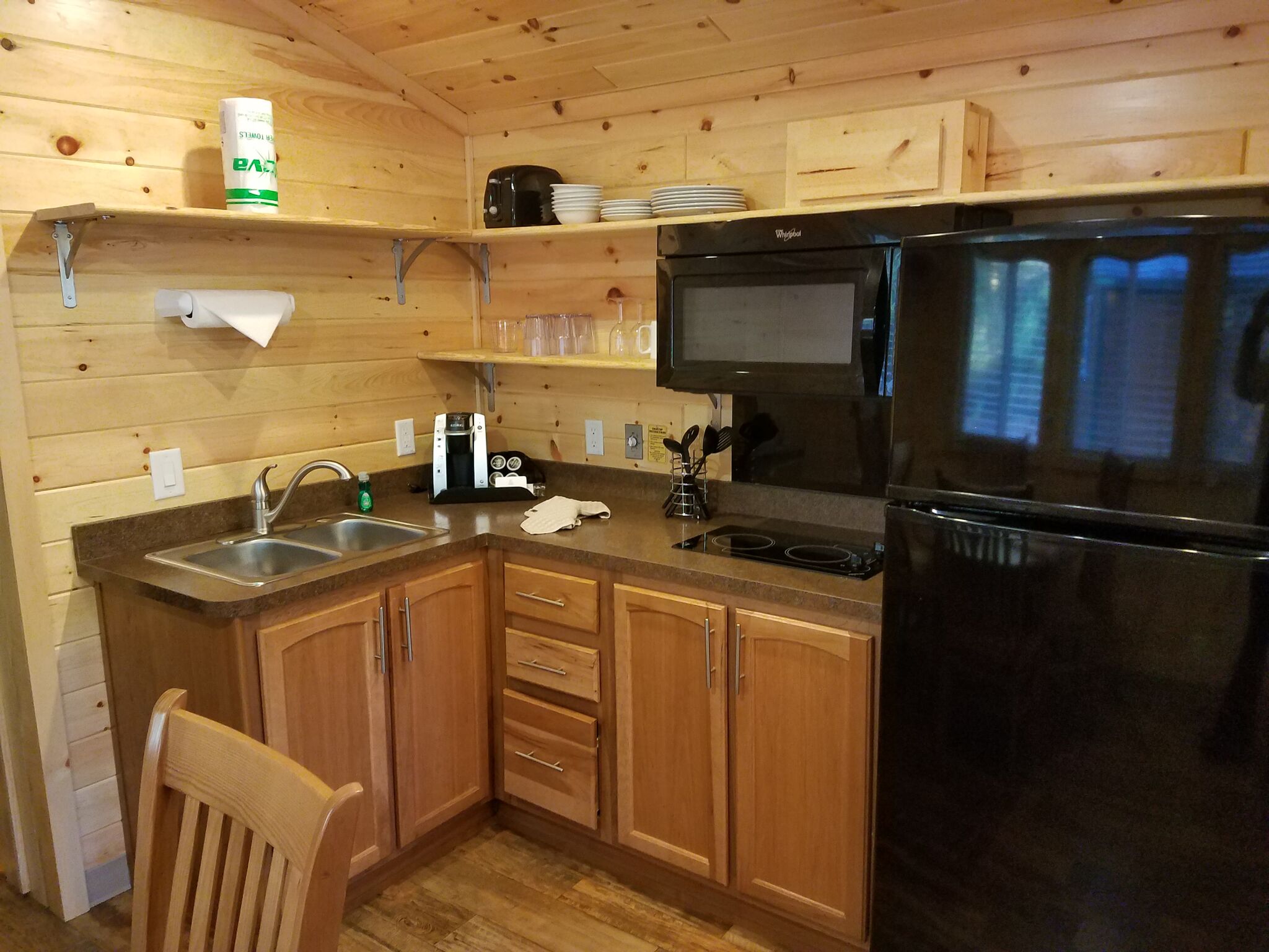 Deluxe Cabi Kitchen