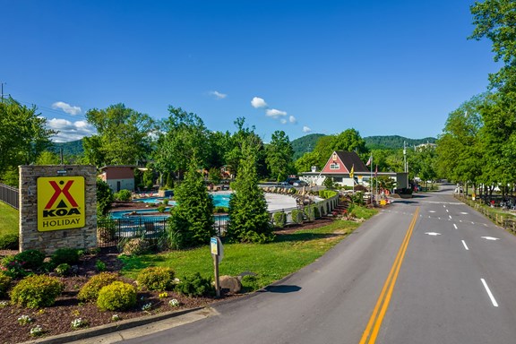 Welcome to Pigeon Forge/Gatlinburg KOA!