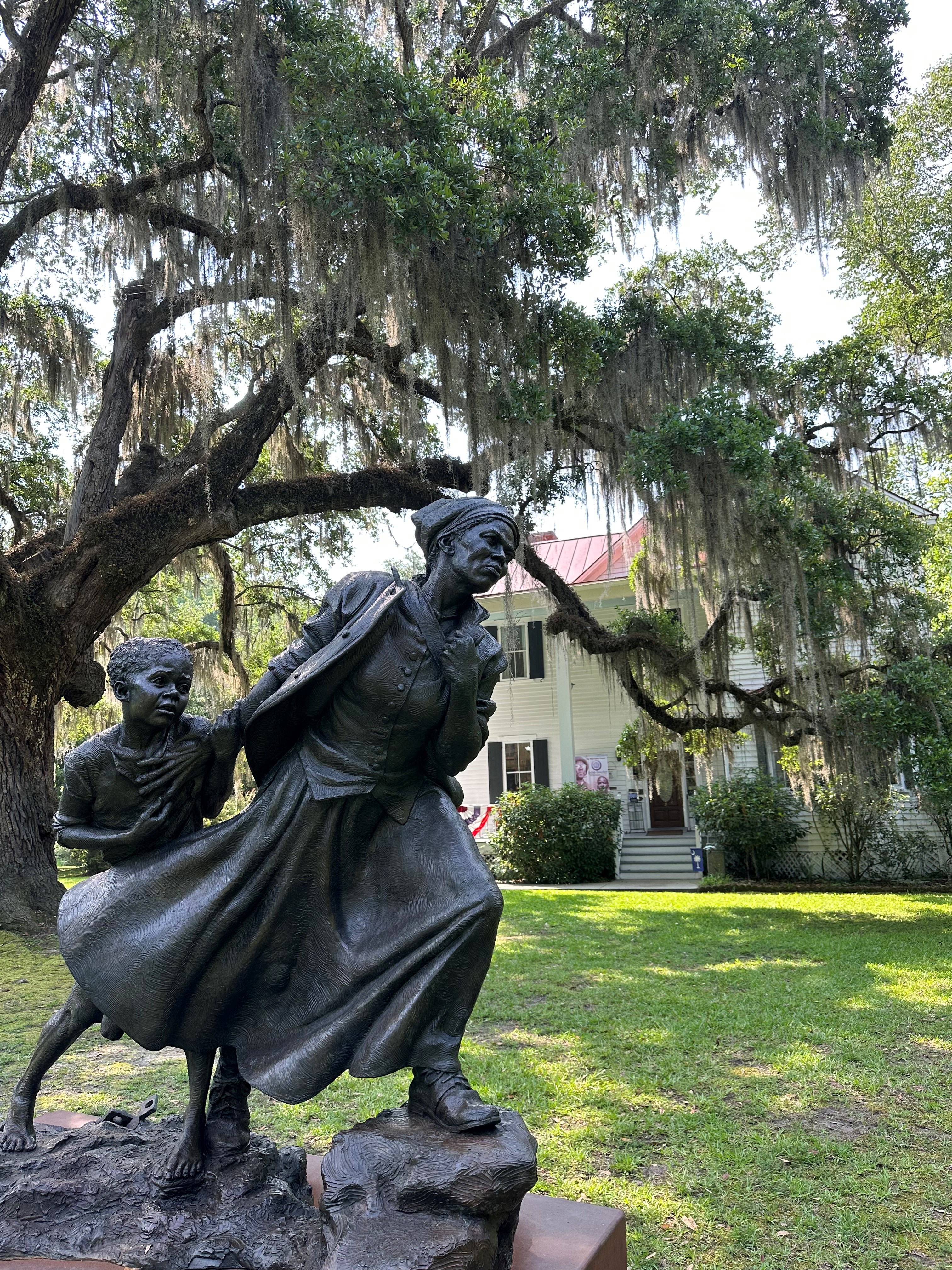 Lowcountry Tourism and Visitor Center Photo