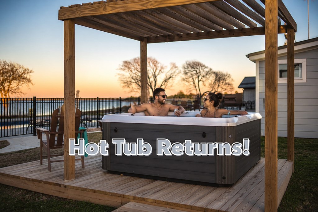 The Hot Tub is Back at the Port Lavaca KOA