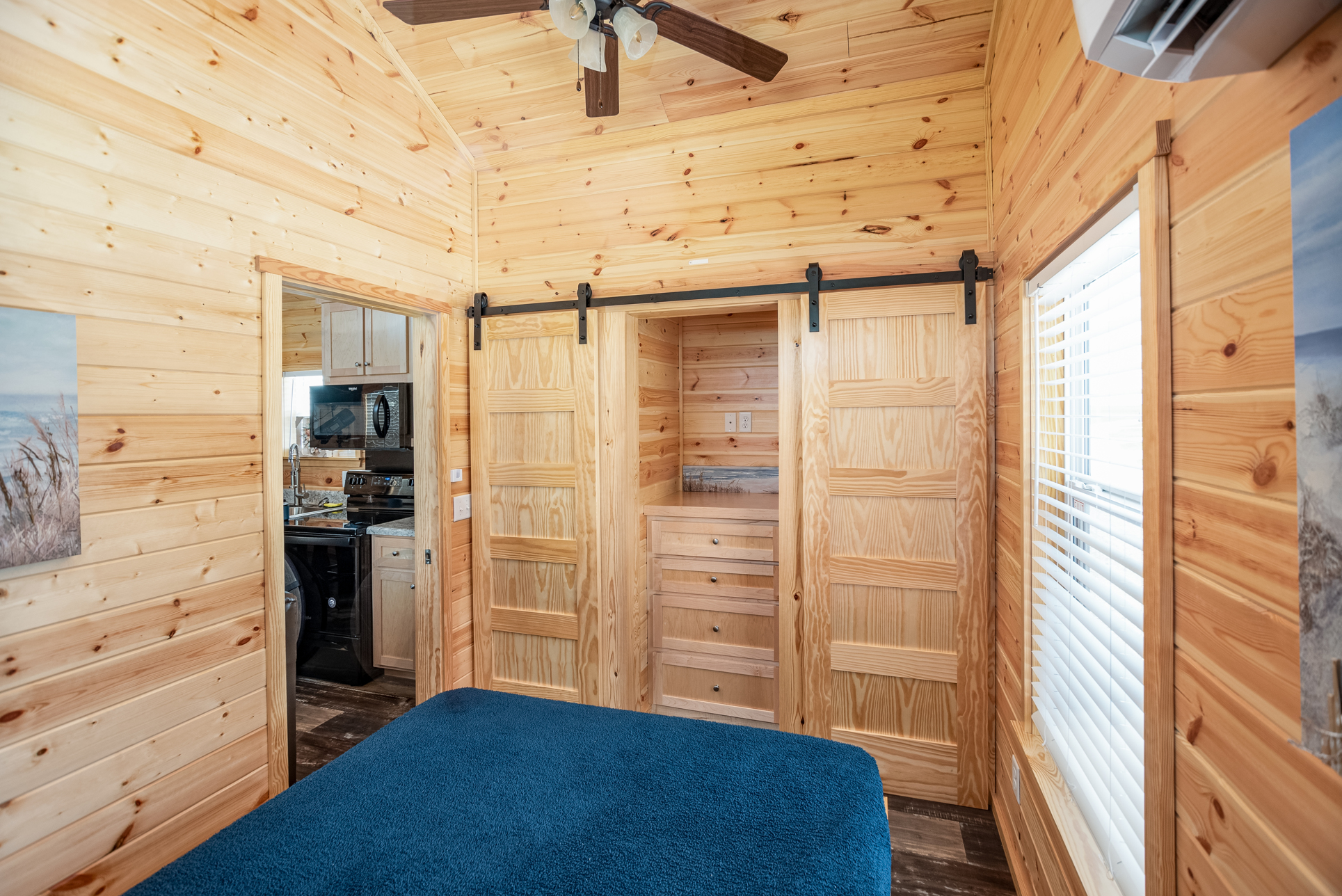 Cabin k2 bedroom