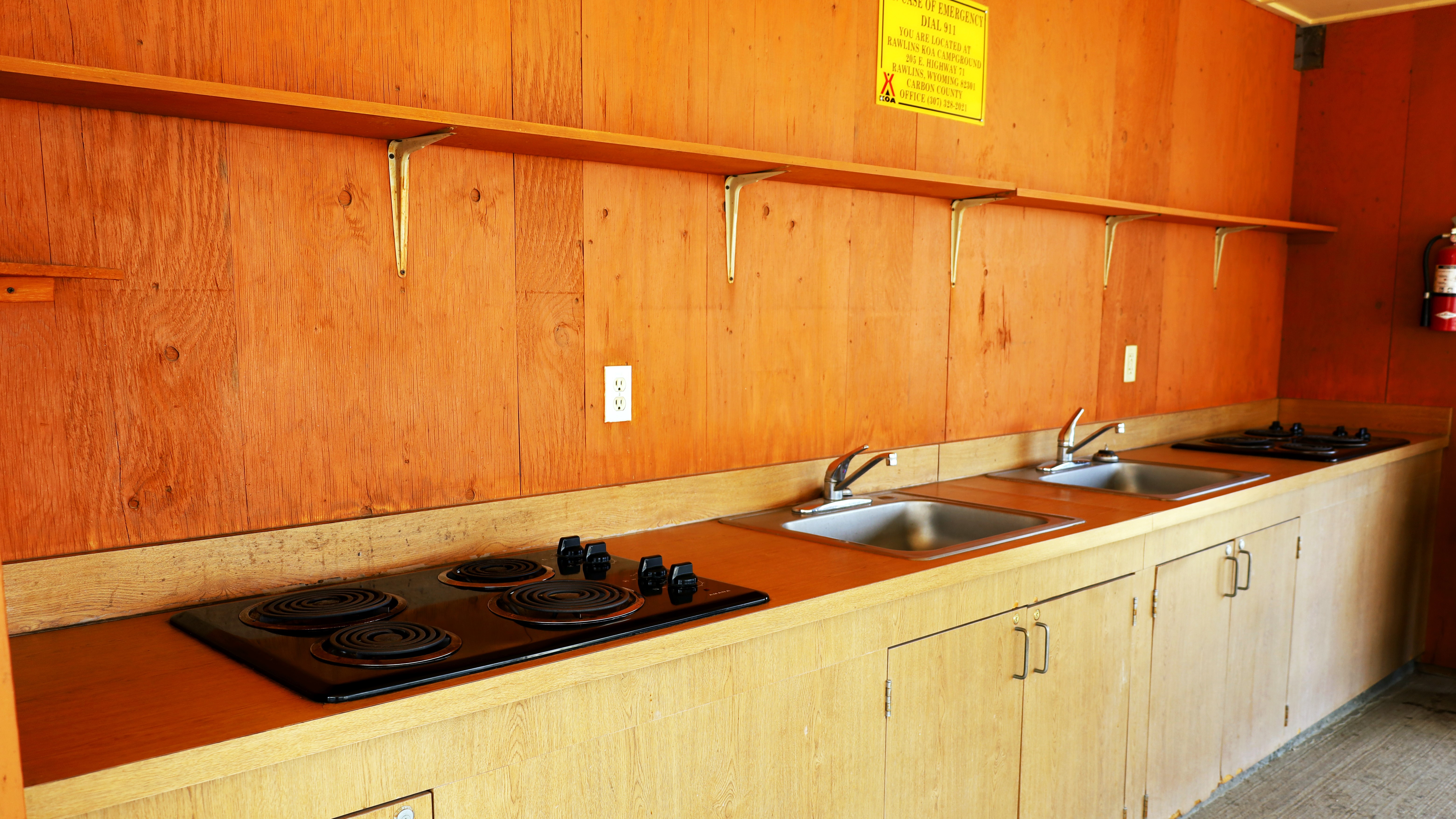 Kamp Kitchen