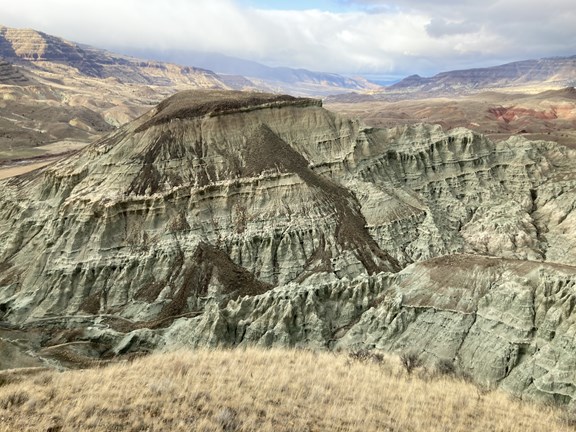John Day Fossil Beds (80 miles)