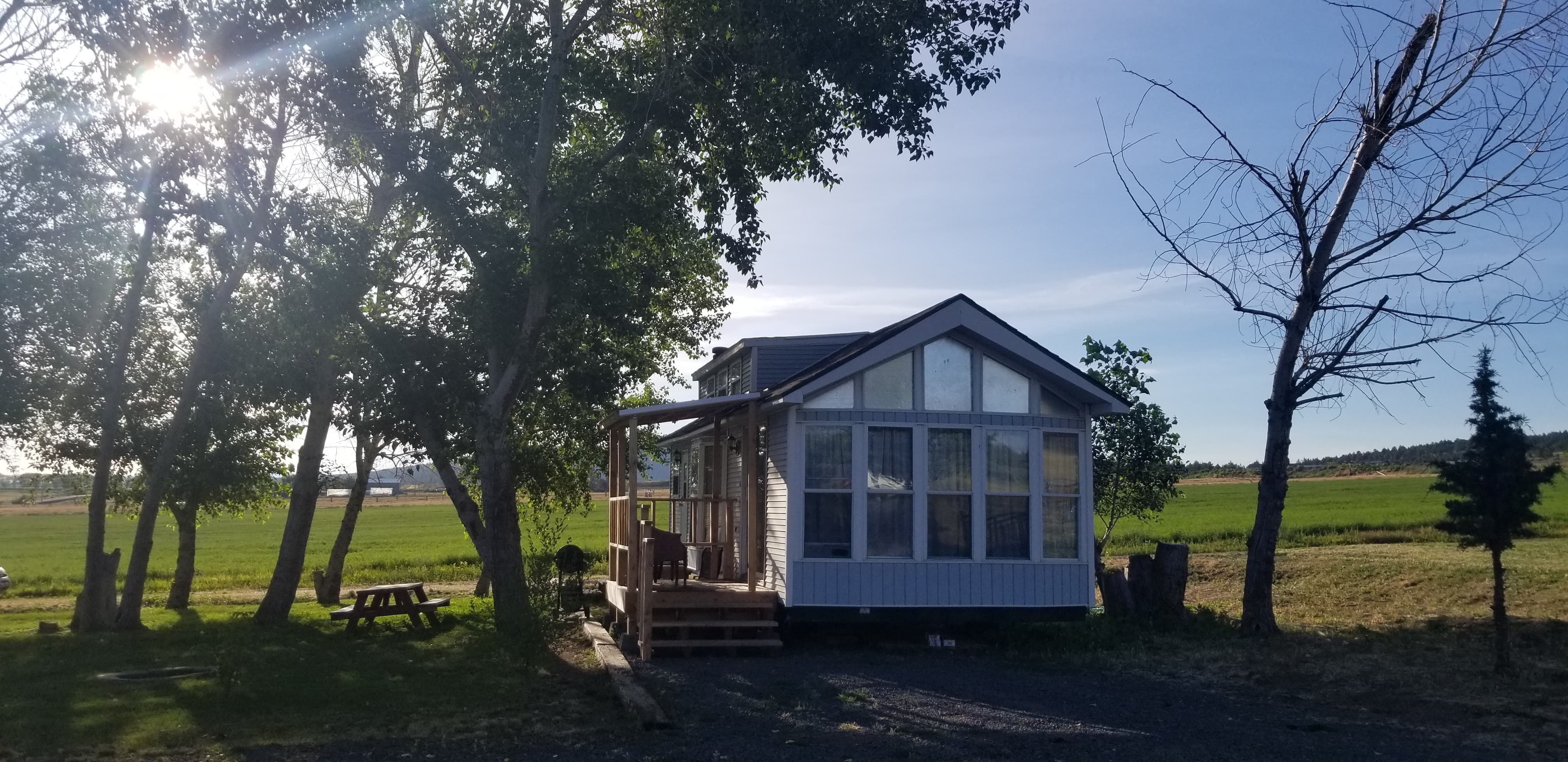 Deluxe Cabin 1