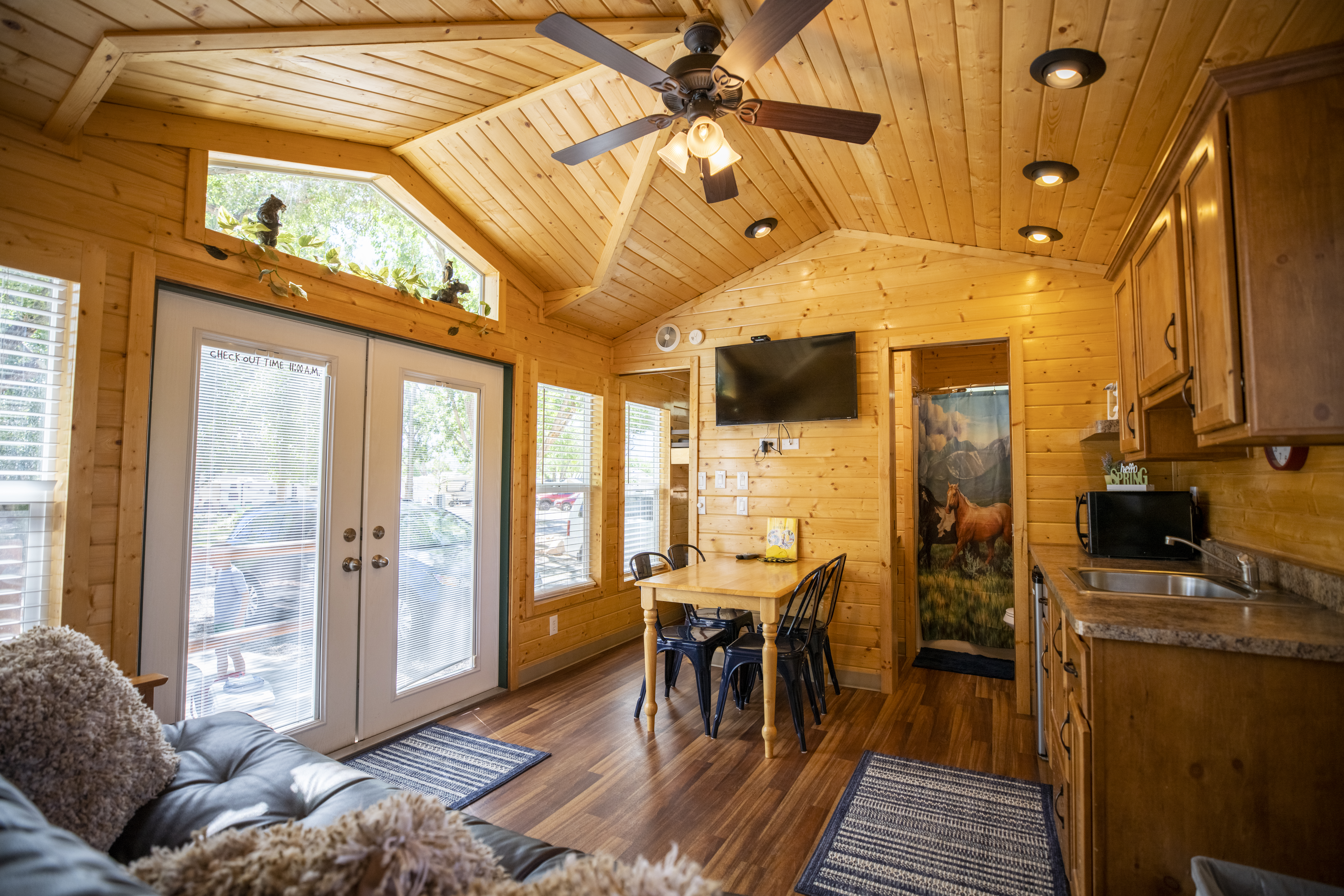 Richfield KOA Deluxe Cabin with Kitchenette
