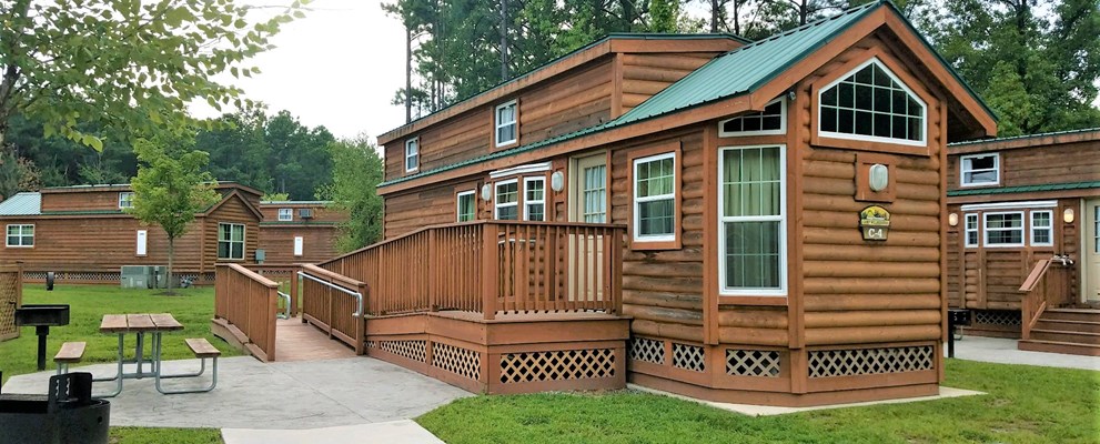 DELUXE CABIN (W/ BATHROOM) - ADA