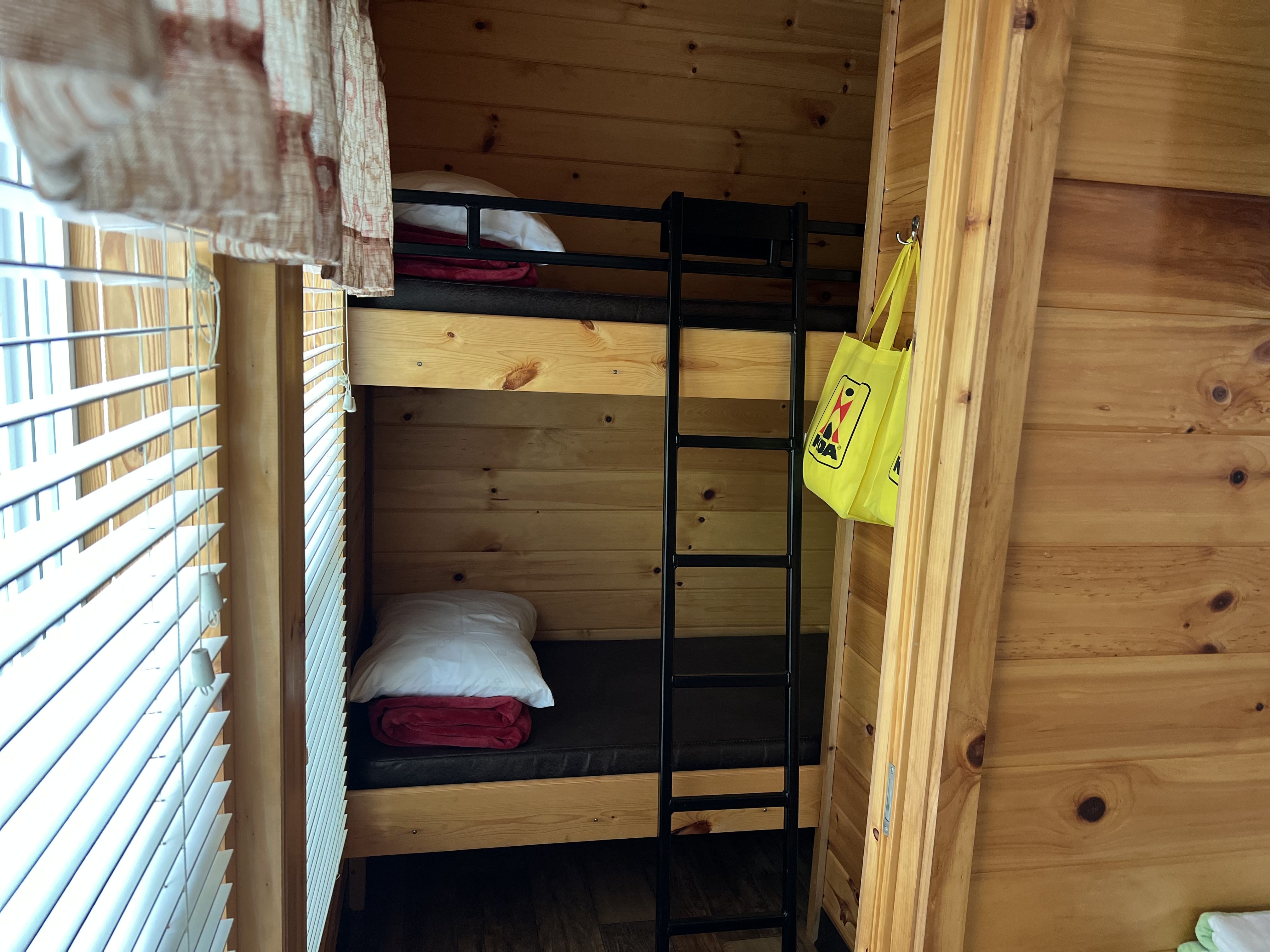 Lodge 11 bunkroom