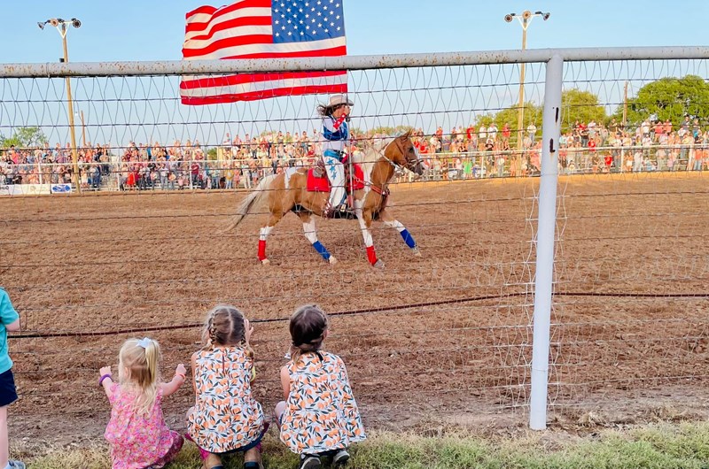 Stonewall Peach JAMboree Photo