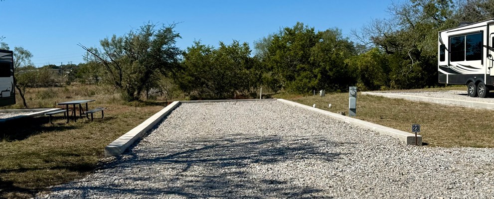 Back-In Site with Picnic Table