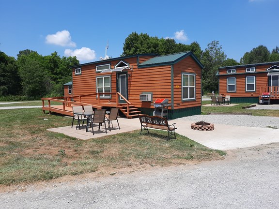 Hawthorne Lodge