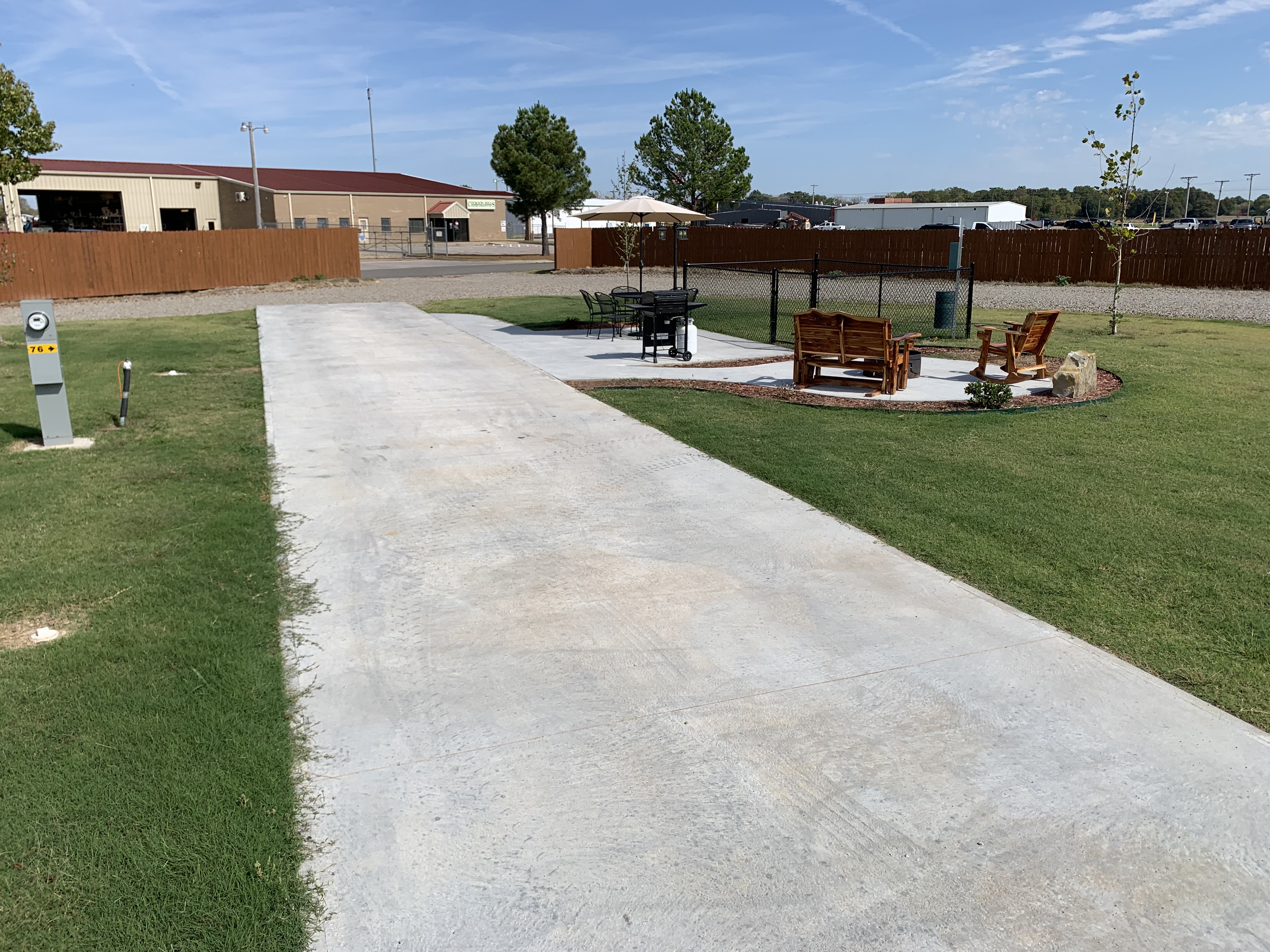 Concrete Pad/Patio w/ Paw Pen
