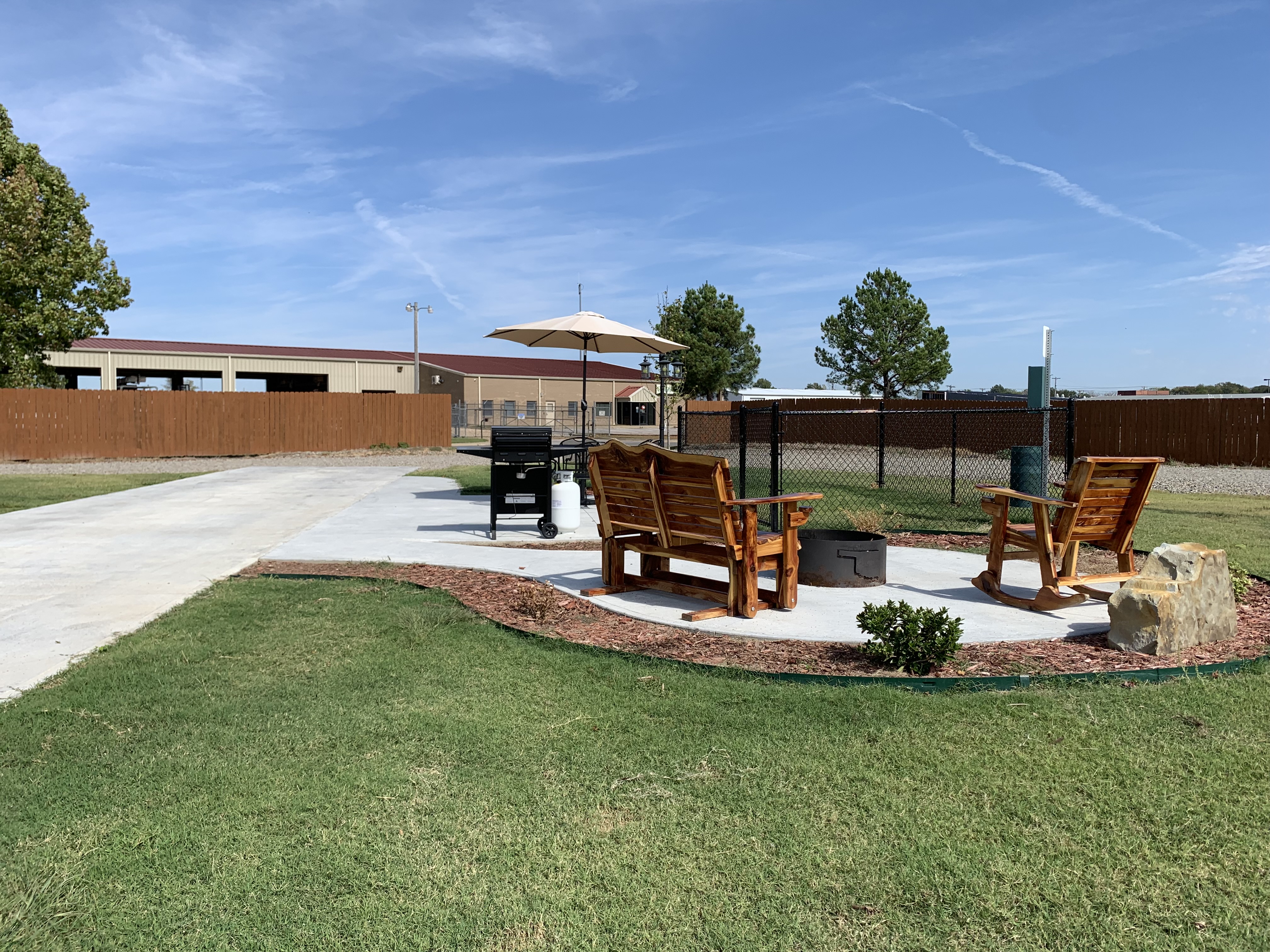 Concrete Pad/Patio w/ Paw Pen
