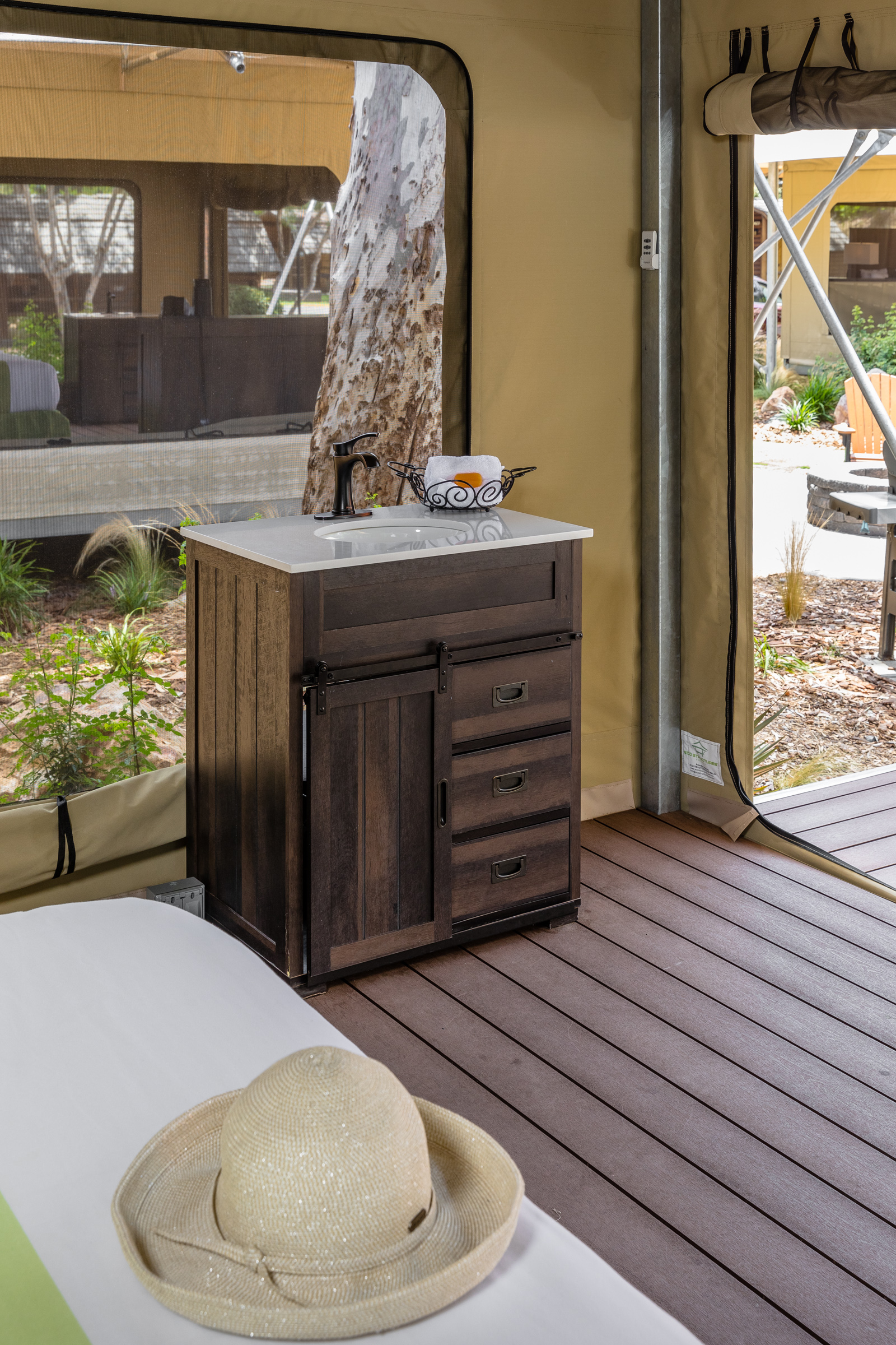 Eco Tent Sink