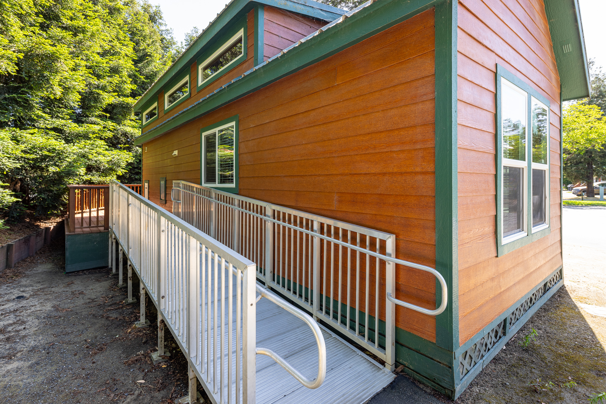 Handicap Lodge 284