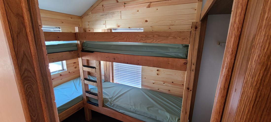 2 Bedroom Park Model Bunk Bed Style