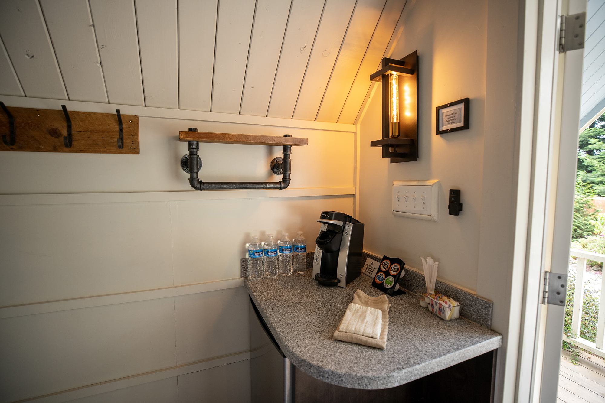 Glamping Cabin 143