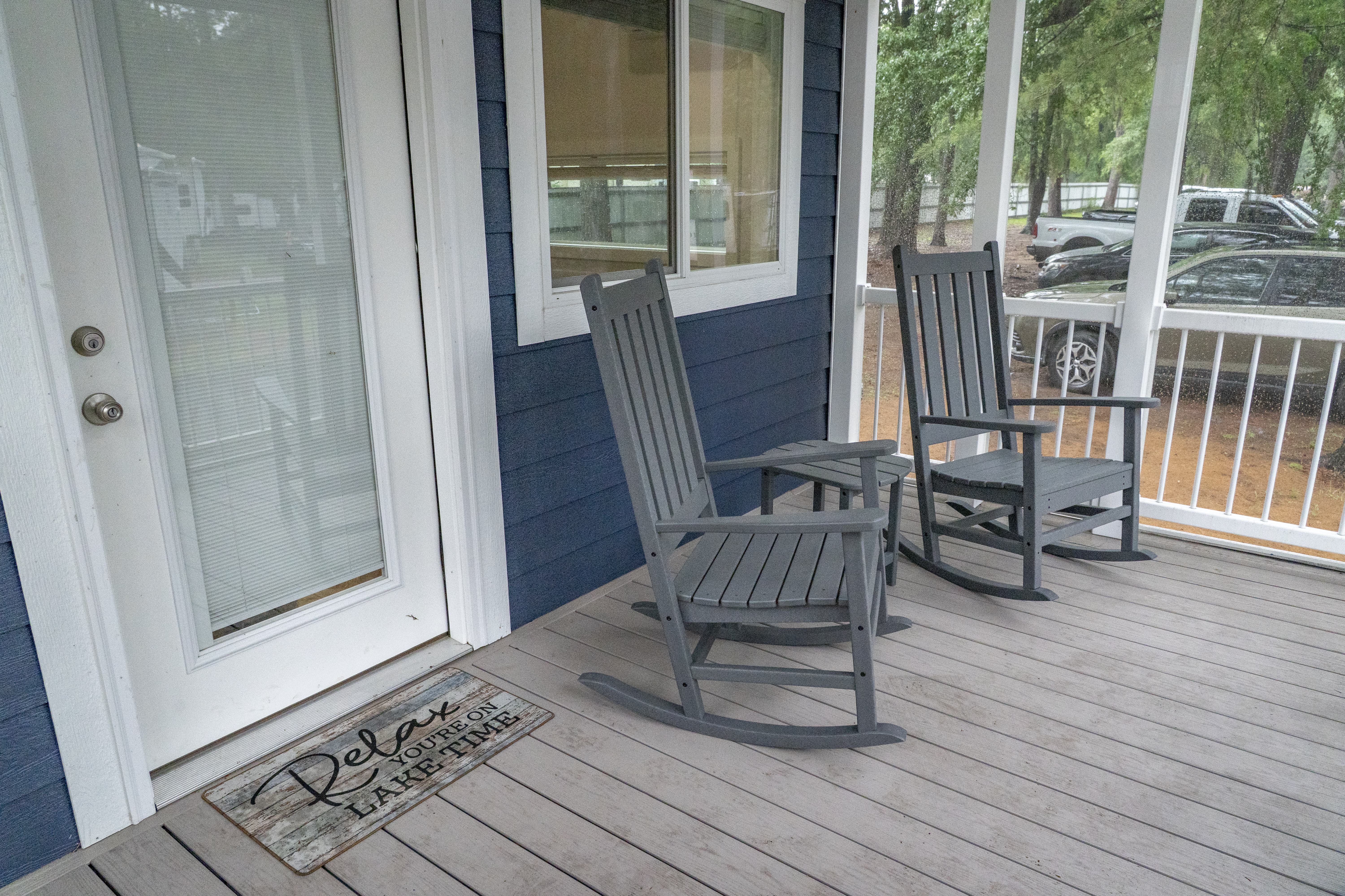 Cottages: Front-Porch-Rocking-Chairs