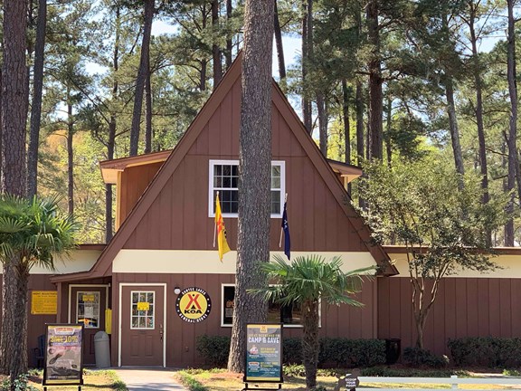 Santee Lakes KOA Store Entrance