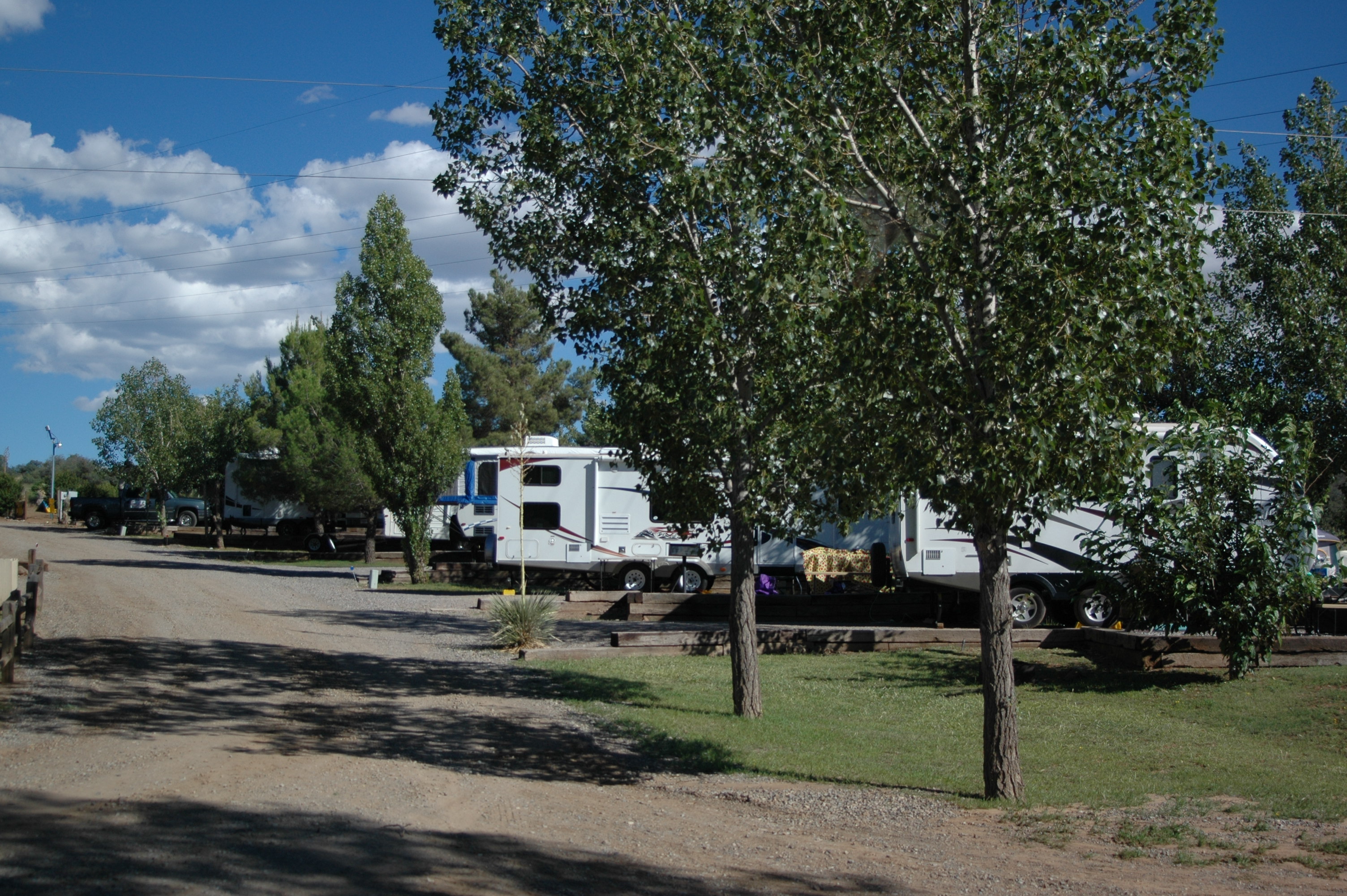 Pull-Thru 30 Amp Gravel Patio Sites