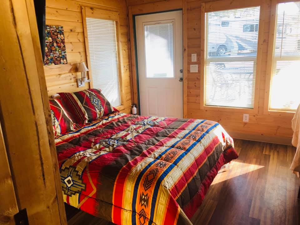 Deluxe Studio Kabin Interior (DK2)