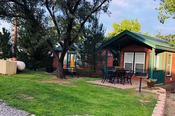 Deluxe Cabin 2 Exterior