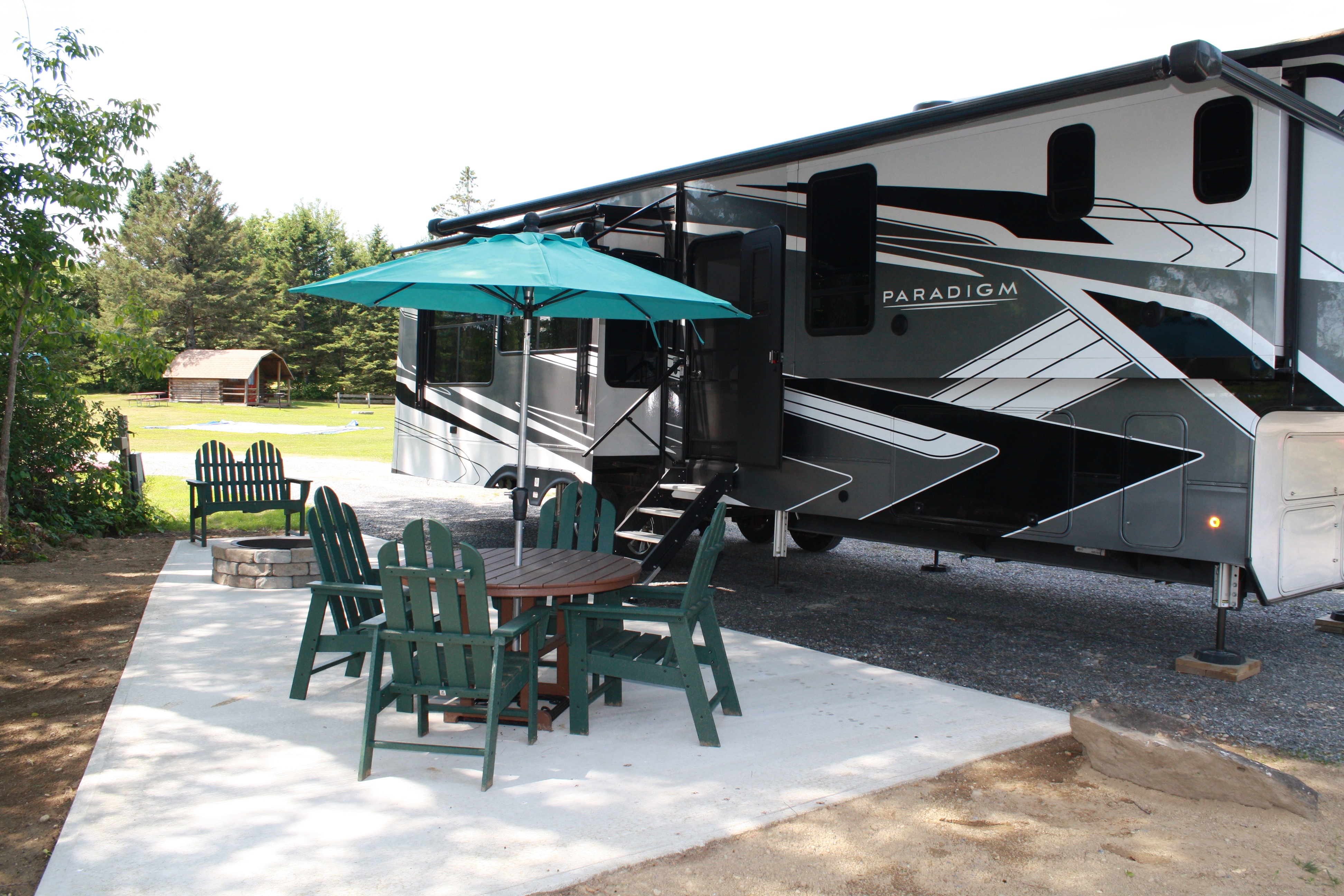 Deluxe Patio Site