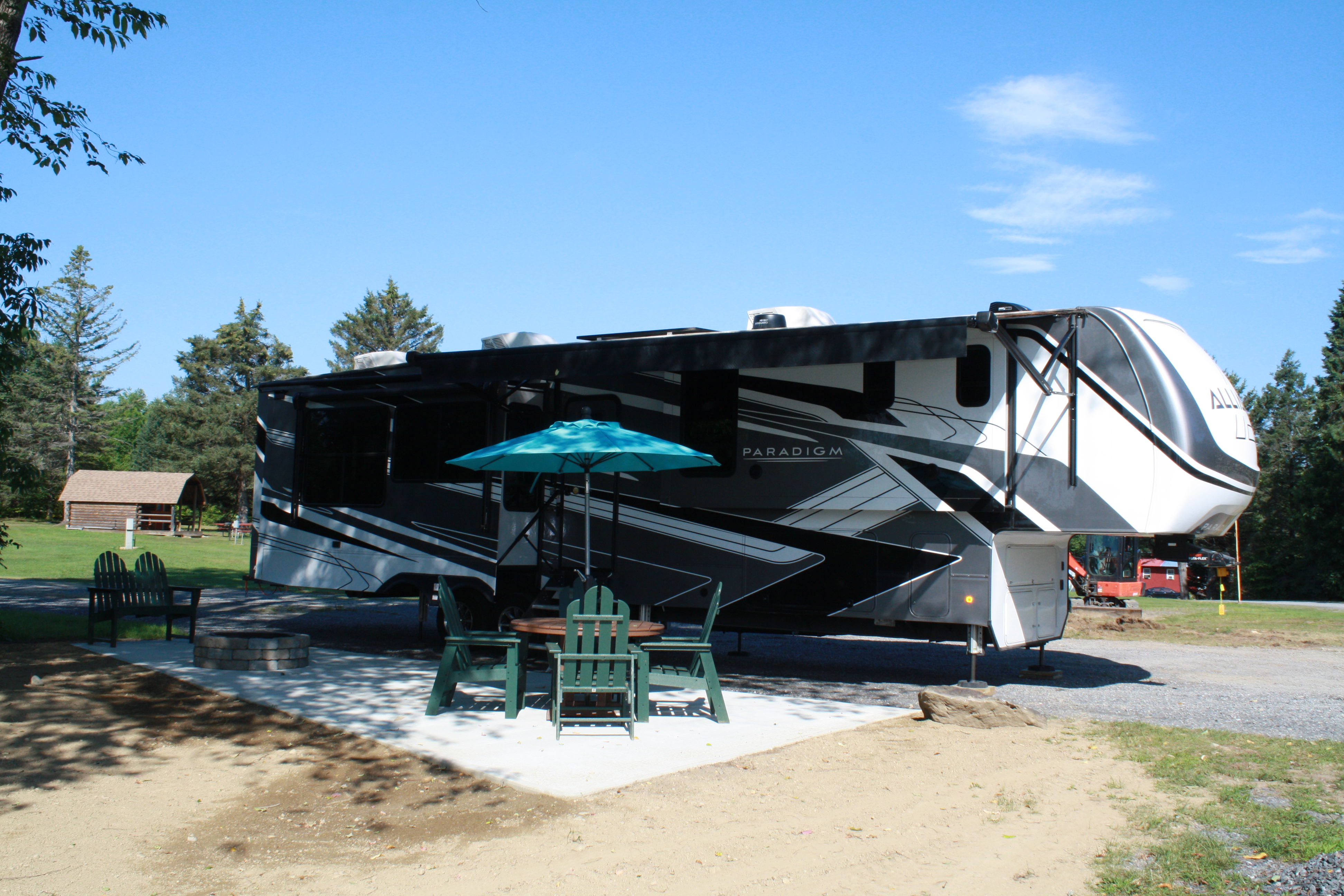 Deluxe Patio Site