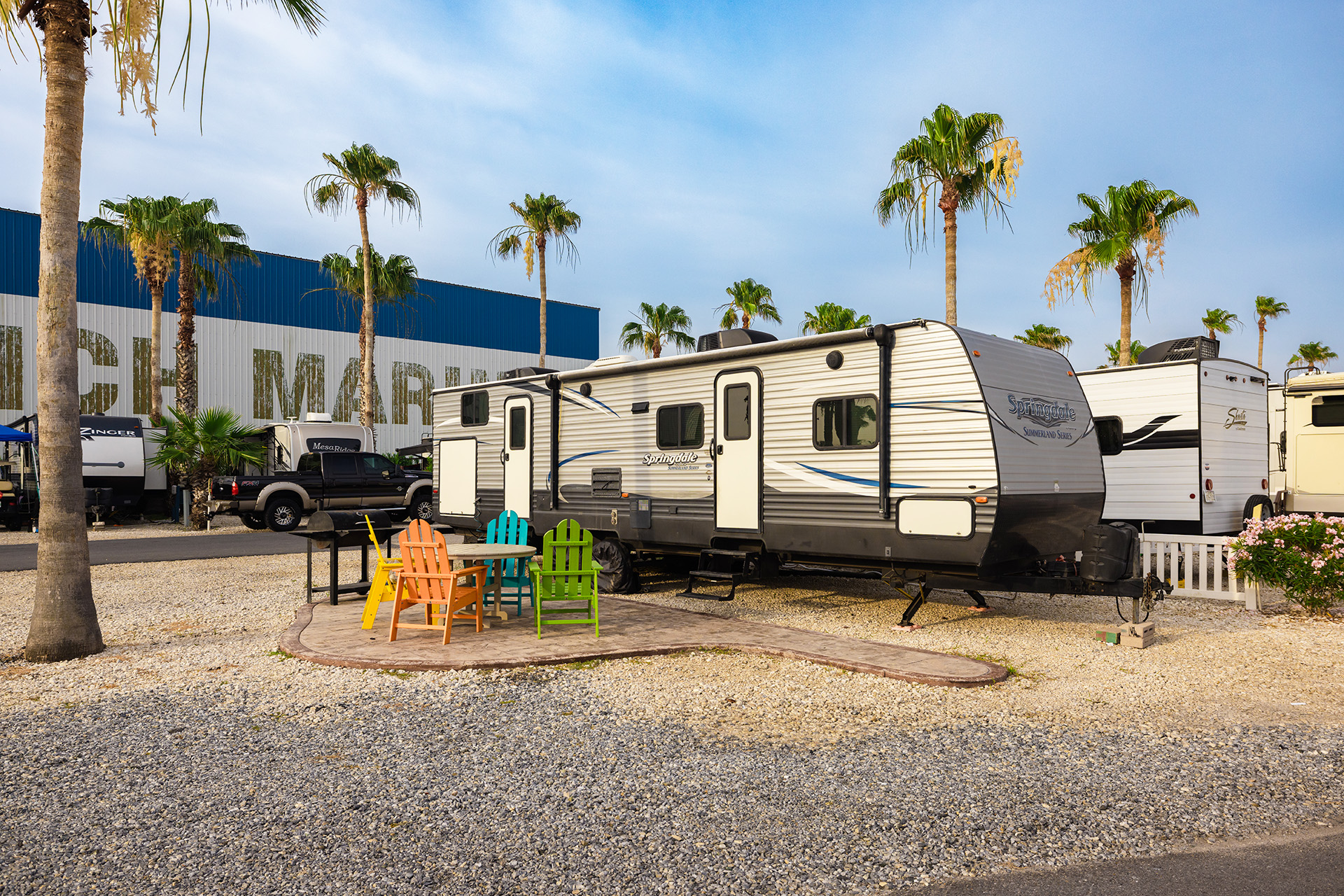RV 125, Pull-Thru 50/30 AMPS FHU Patio