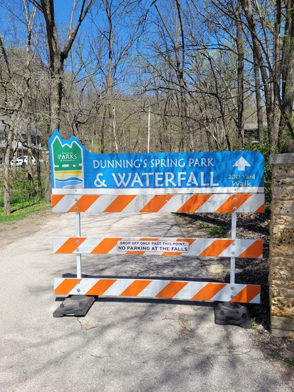 Dunnings Spring Park & Waterfall