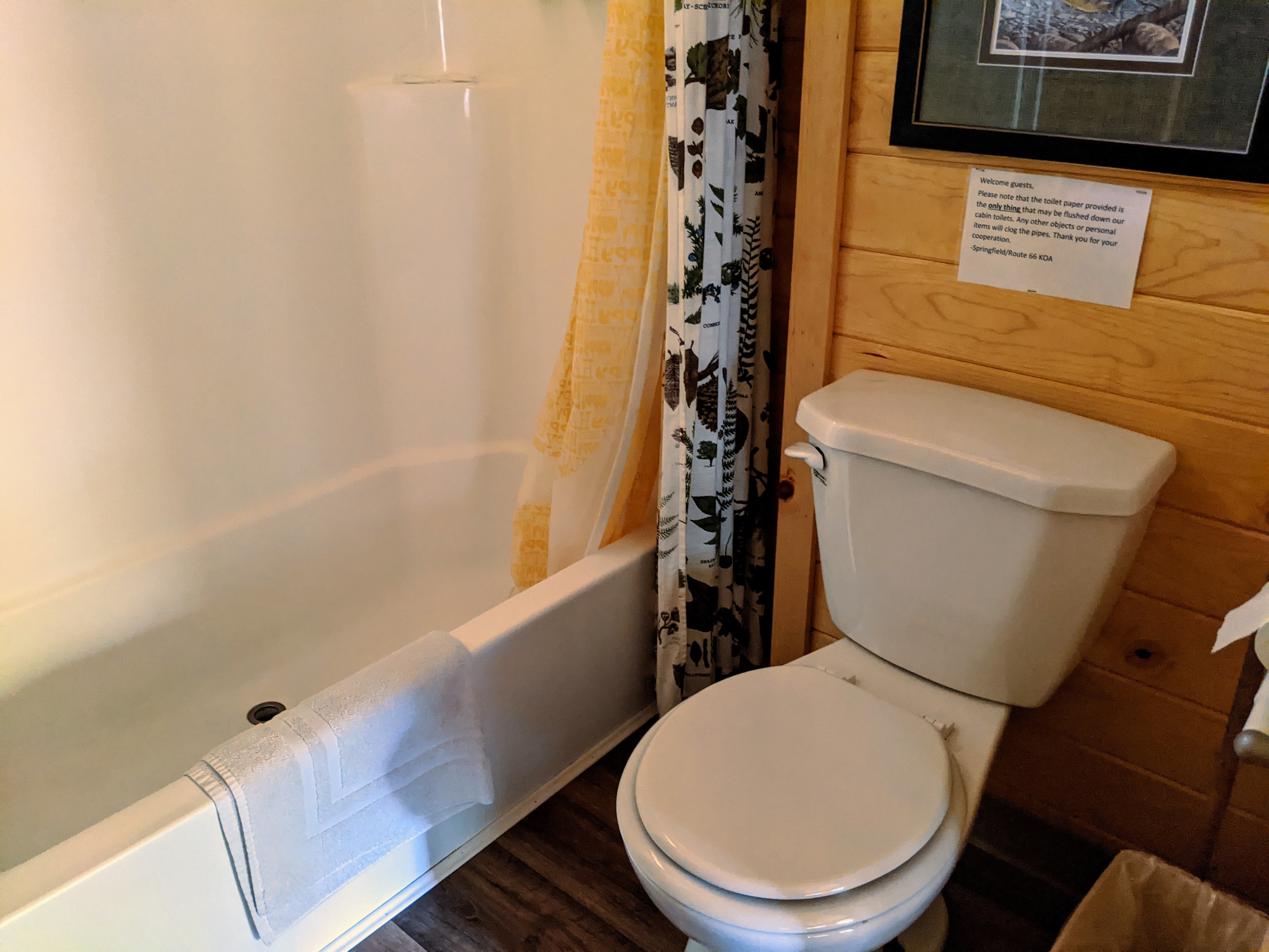 KT3 Full bathroom with shower