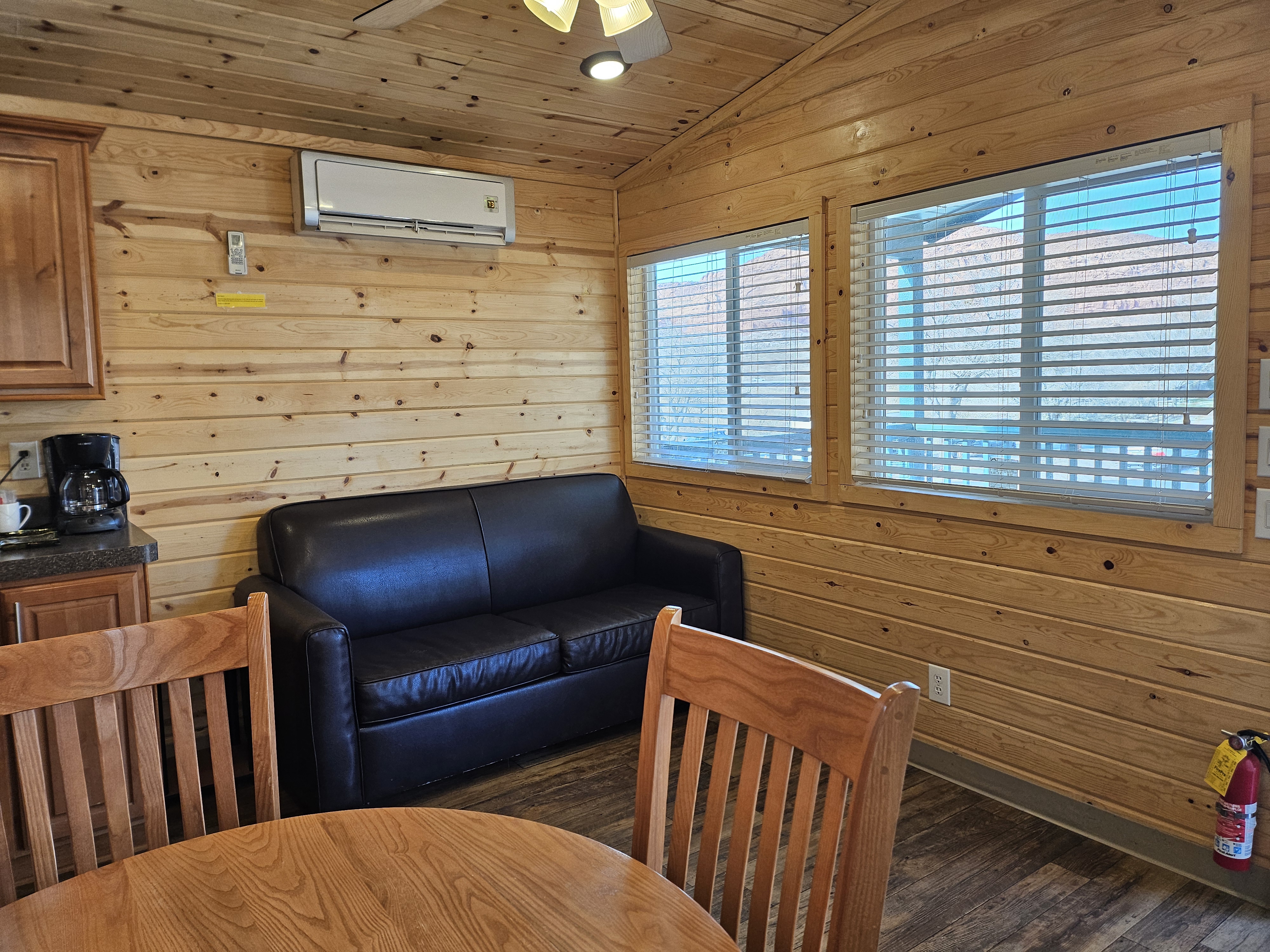 Deluxe Family Lodge Living/Dining Room with views of the Red Cliffs Recreation Area