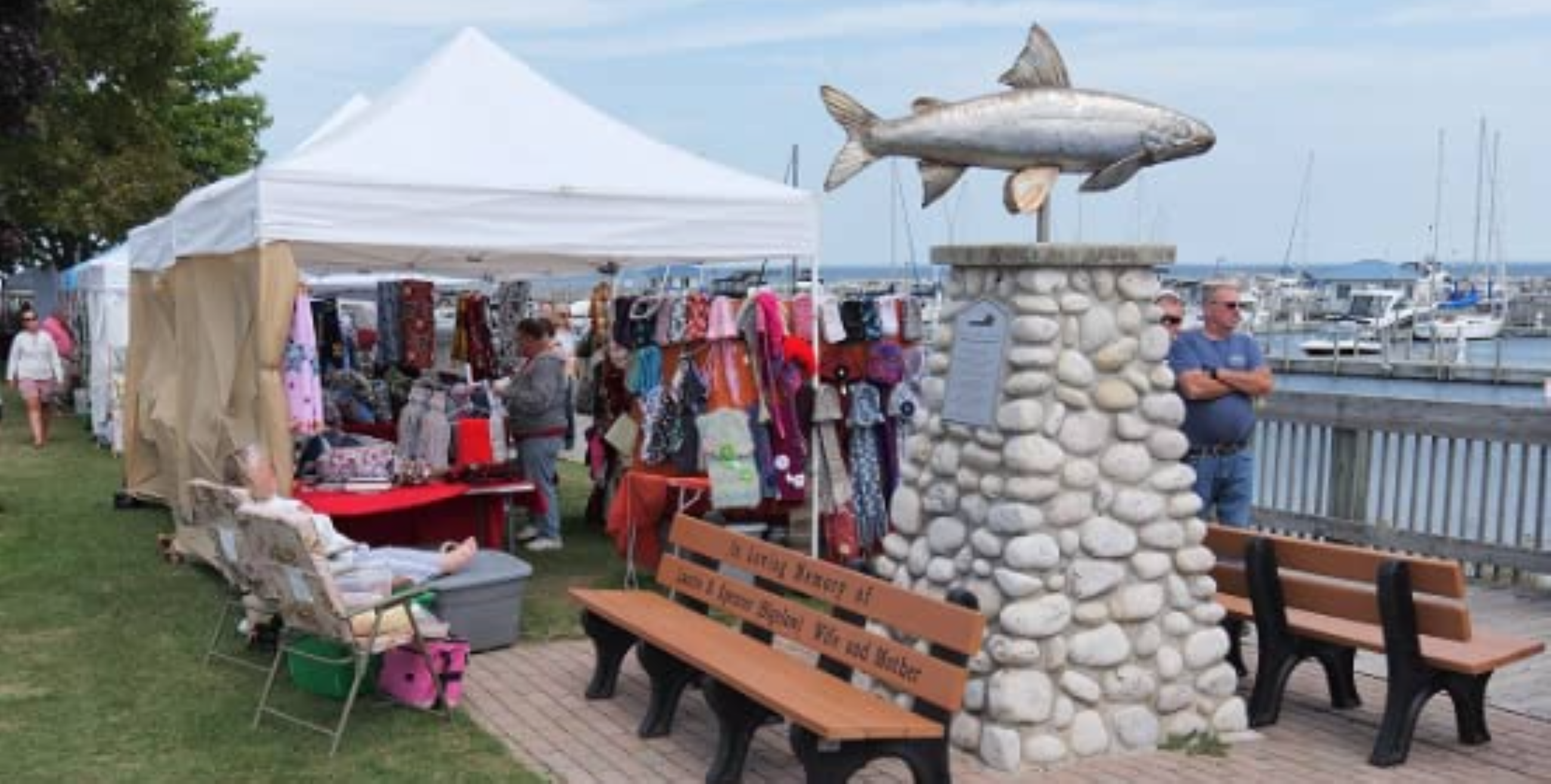 Arts & Crafts Dockside Photo