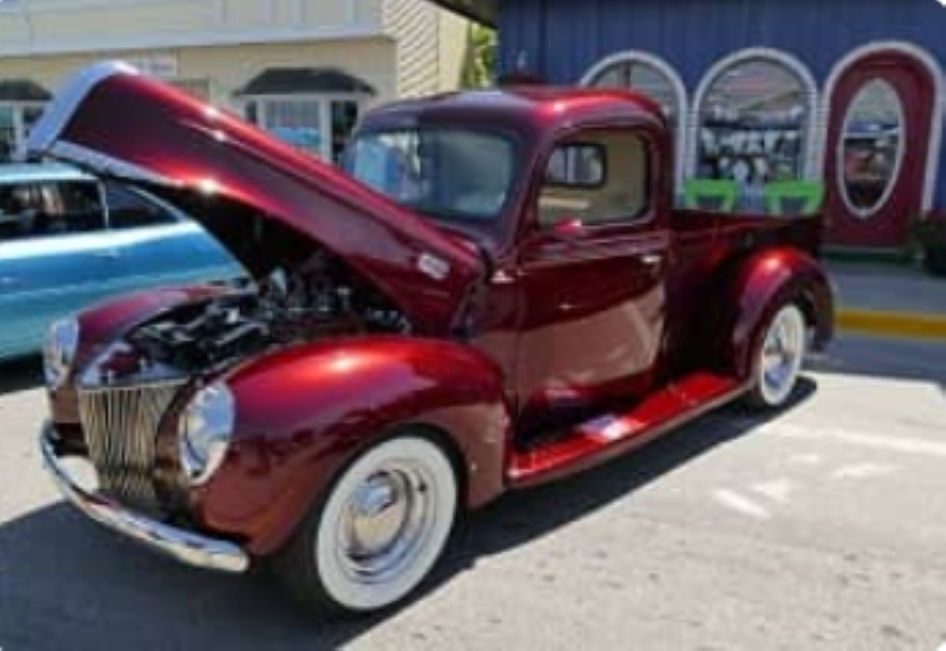 ST. IGNACE CAR SHOW WEEKEND Photo