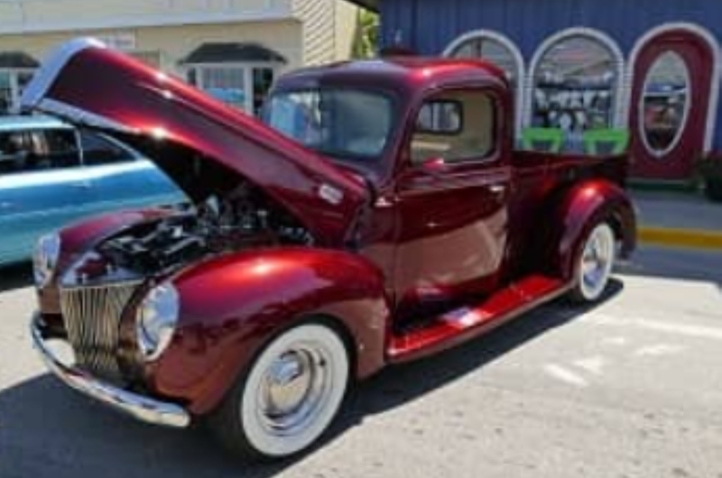 ST. IGNACE CAR SHOW WEEKEND Photo