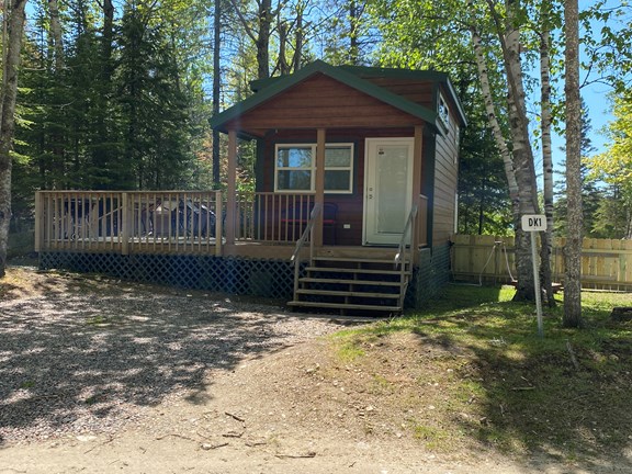 Deluxe Cabin 1 Entrance