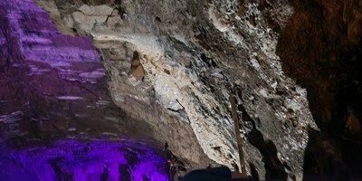 MERAMEC Caverns