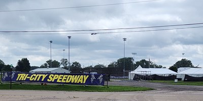 Tri-City Speedway-dirt track
