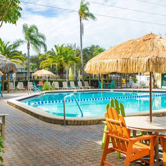 Heated Pool & Hot Tubs
