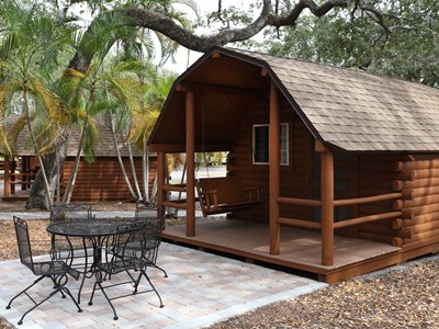 st petersburg cabins