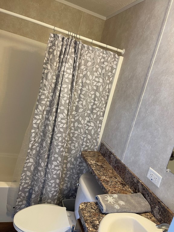 3 piece bathroom